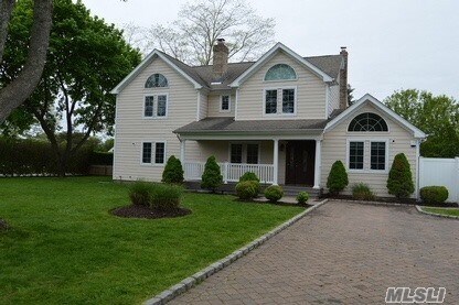 Primary Photo - 27 Tanners Neck Ln