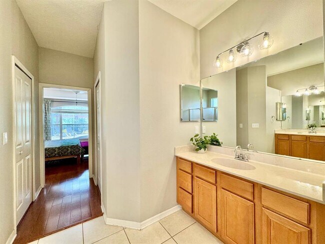 Building Photo - 16934 Melissa Ann Dr