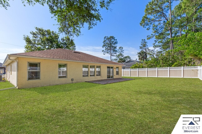 Building Photo - 9 Waywood Pl