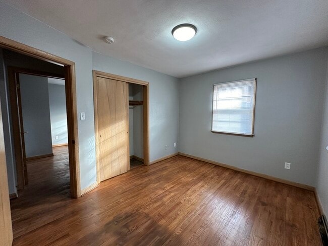 Building Photo - 3207 Mt Vernon Rd SE