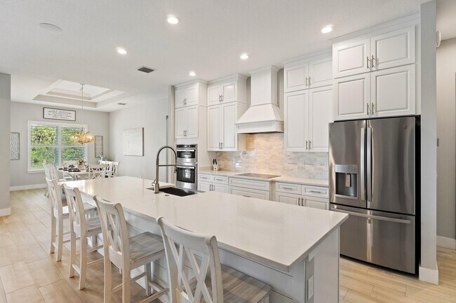 Building Photo - 12955 SW Kanner Hwy