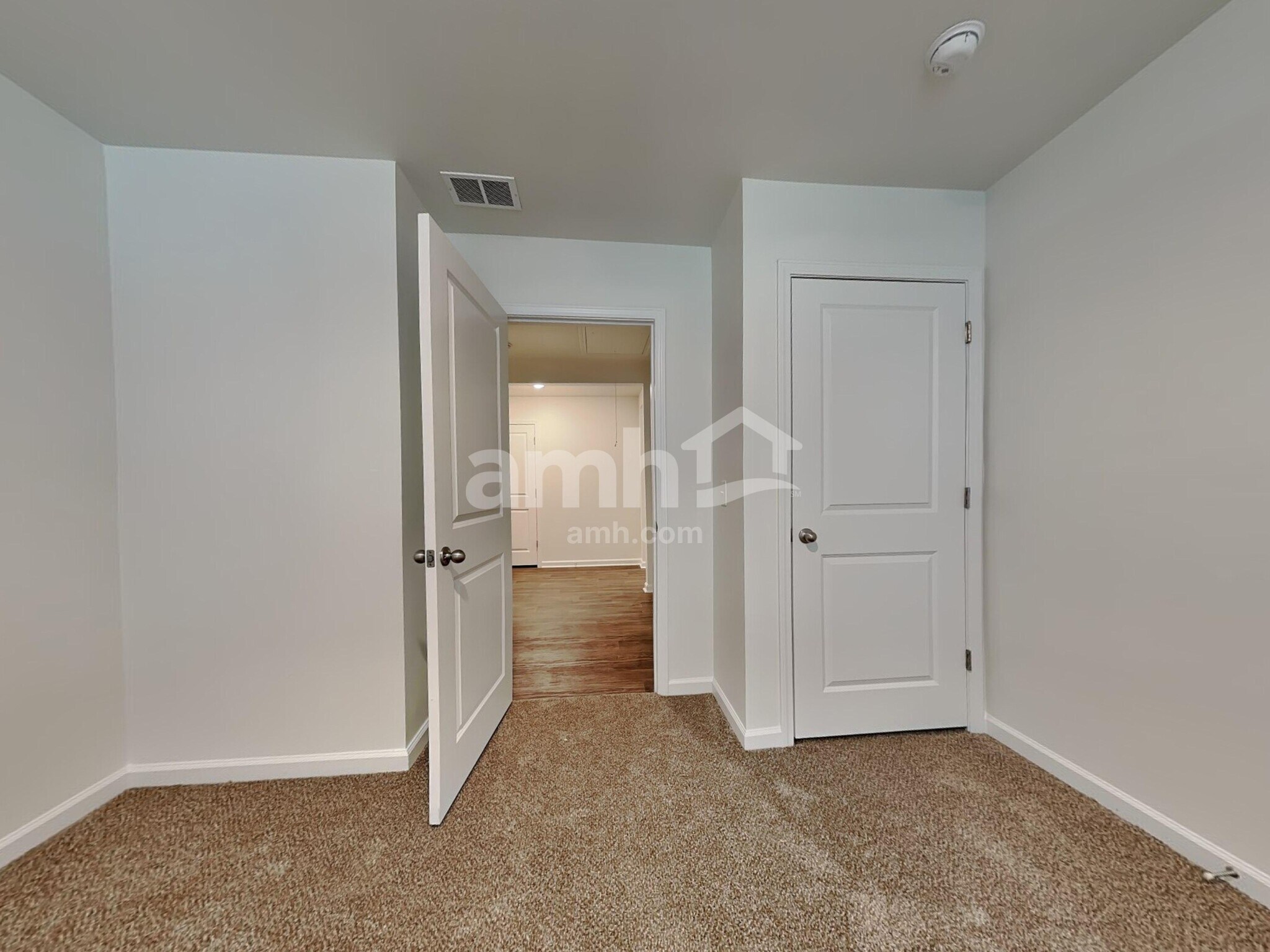 Building Photo - 118 Tobago Cir