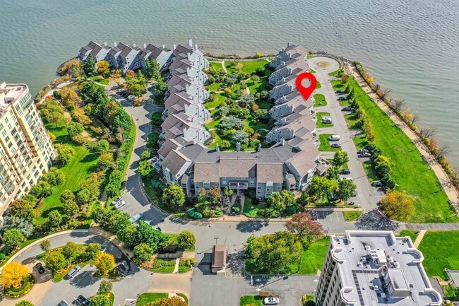 Primary Photo - 14A Riverview Cir