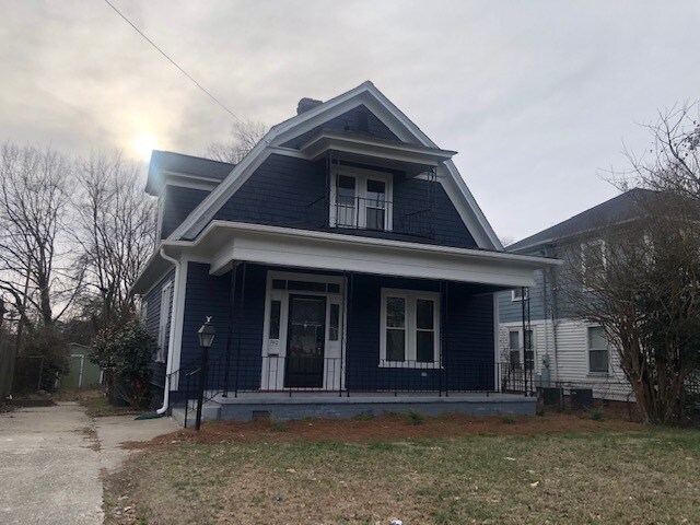 Primary Photo - 740 Park Ave