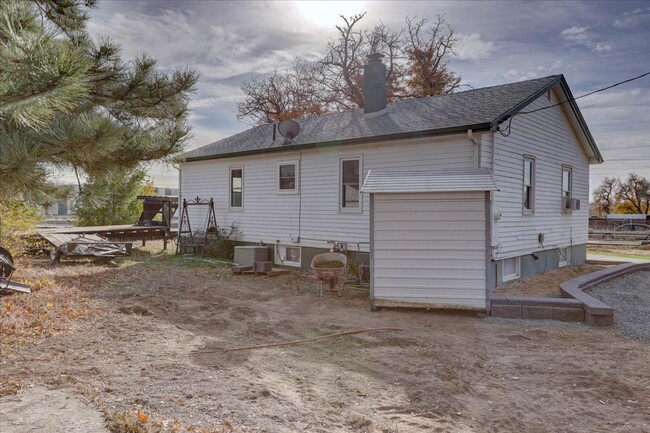 Building Photo - 2 Bedroom1 Bathroom home in Wheat Ridge