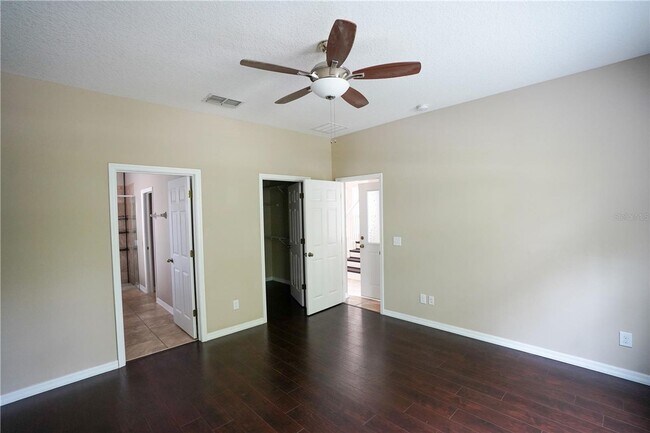 Building Photo - Beautiful 4BR/3.5BA Home with Dual Primary Suites in Harmony for Rent!