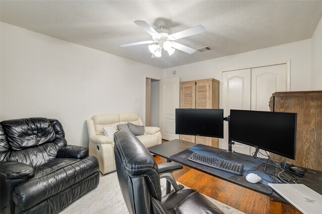 Building Photo - 24934 Crystal Stone Ln