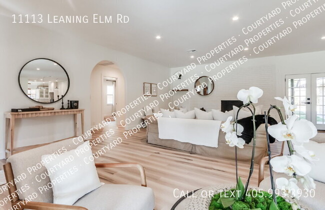 Building Photo - 11113 Leaning Elm Rd