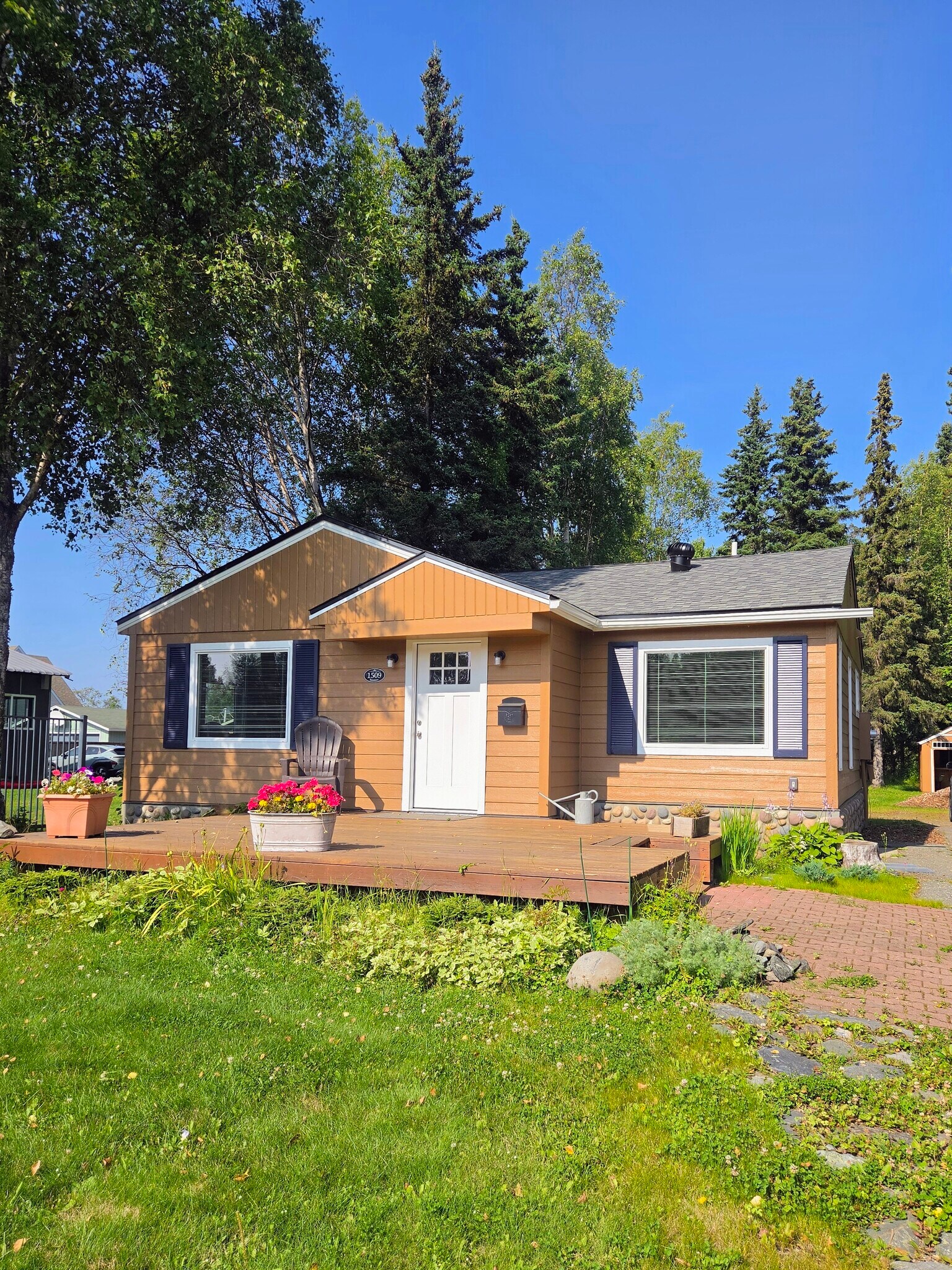Building Photo - 1509 Bannister Dr