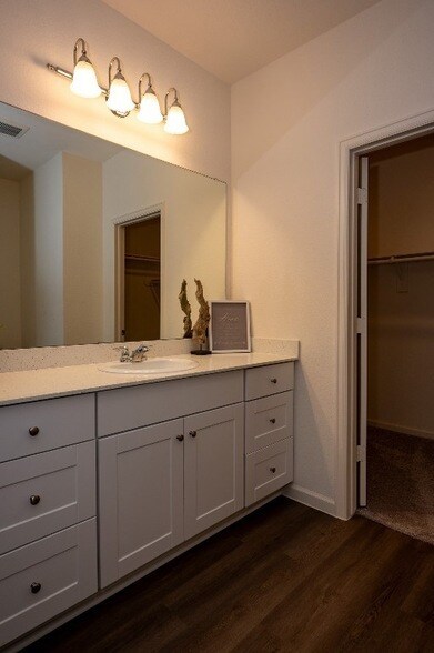 Building Photo - 5903 Grantgrala Dr