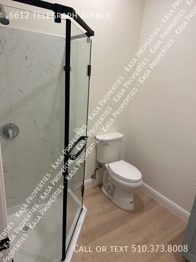 Building Photo - 6612 Telegraph Ave