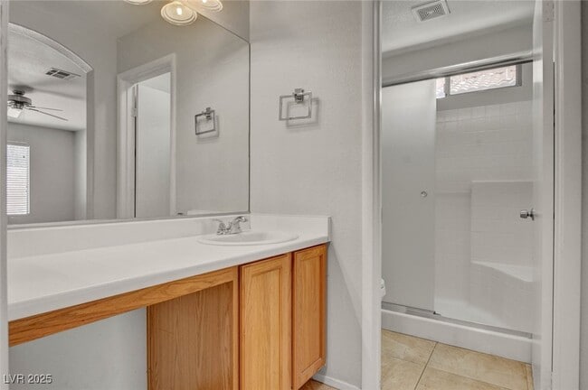 Building Photo - 5028 Nardini Ave