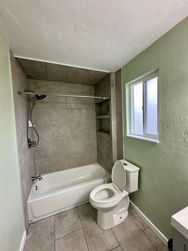 Building Photo - 8324 S Carmen Ct