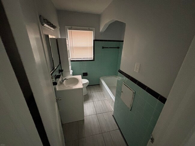 Building Photo - 7795 Heyden