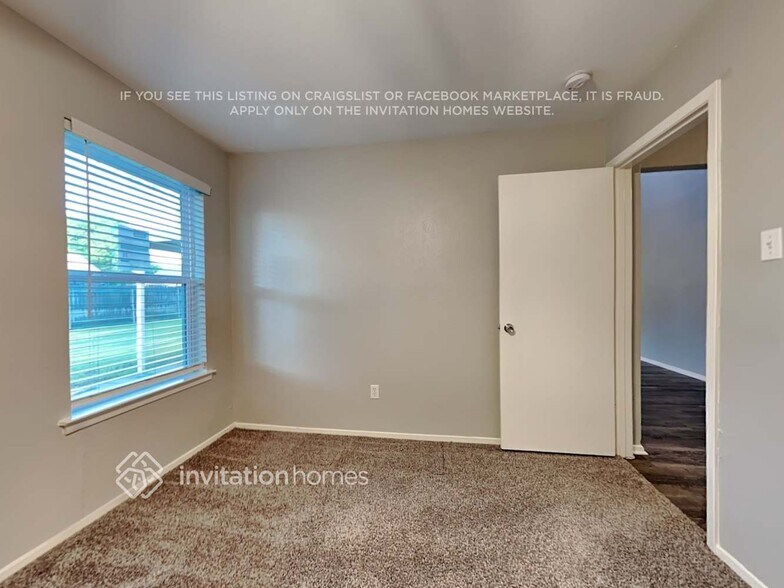 Building Photo - 5668 Jamaica Cir