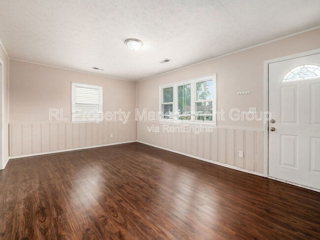 Building Photo - 4508 St Margaret Ln