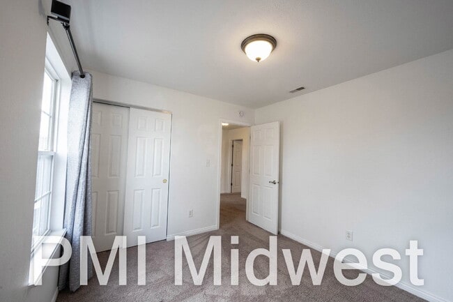 Building Photo - 18058 Cristin Way