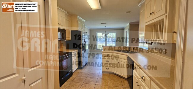 Building Photo - 302 Brushfire Dr