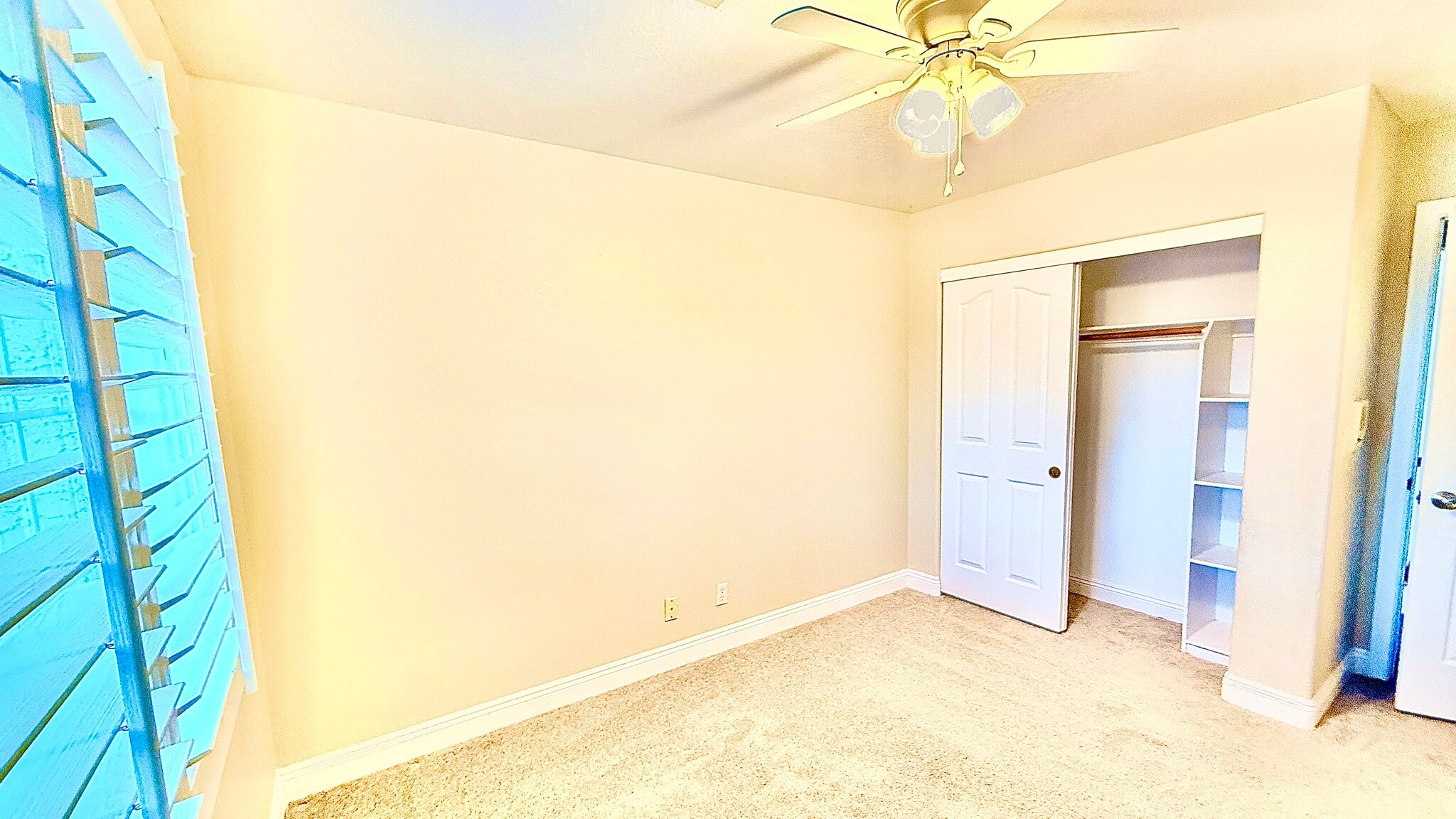 Unit D - 40 Caddy Cir