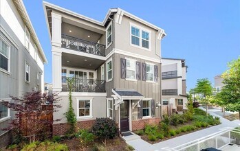 Building Photo - 37408 Watersail Way