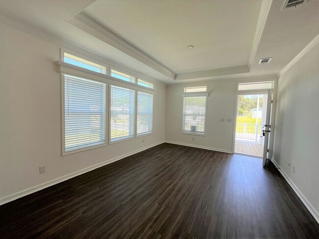 Building Photo - 5392 Bahia Wy