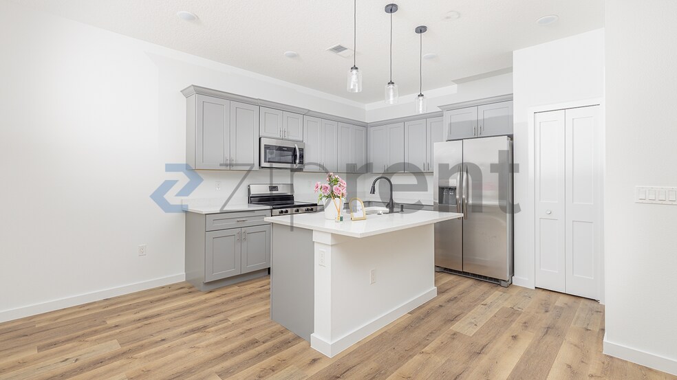 Building Photo - 7104 N Maltese Dr