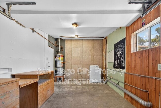 Building Photo - 2363 Judson St