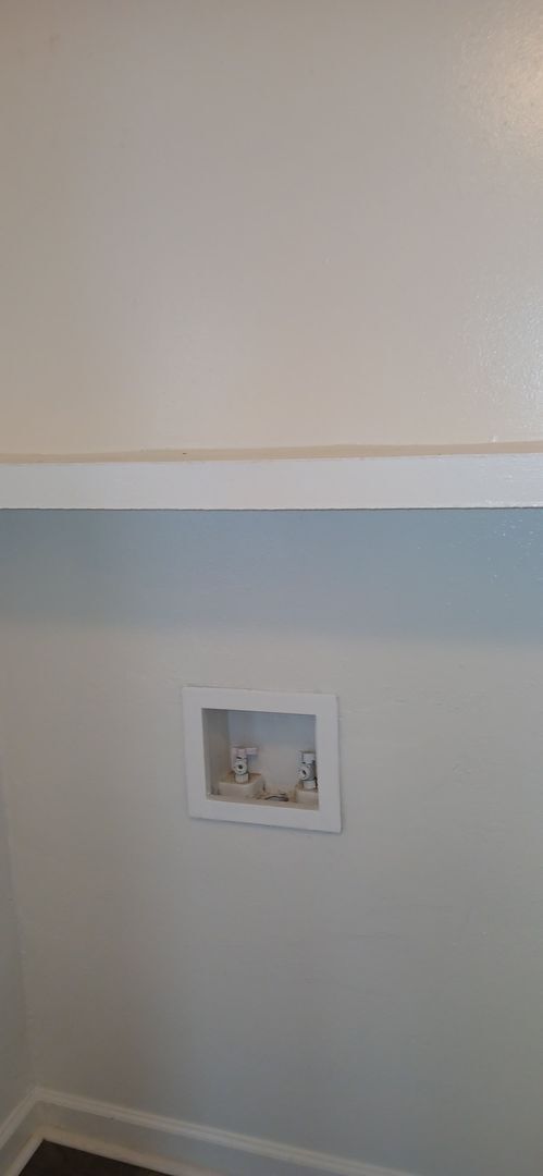 Building Photo - 4926 Francis St