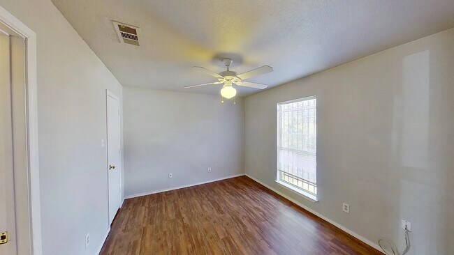 Building Photo - 2703 Kool Ave