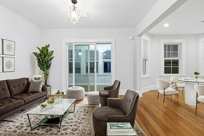 Building Photo - 318 Concord Ave