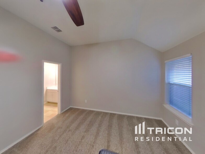 Building Photo - 2965 Misty Ridge Ln