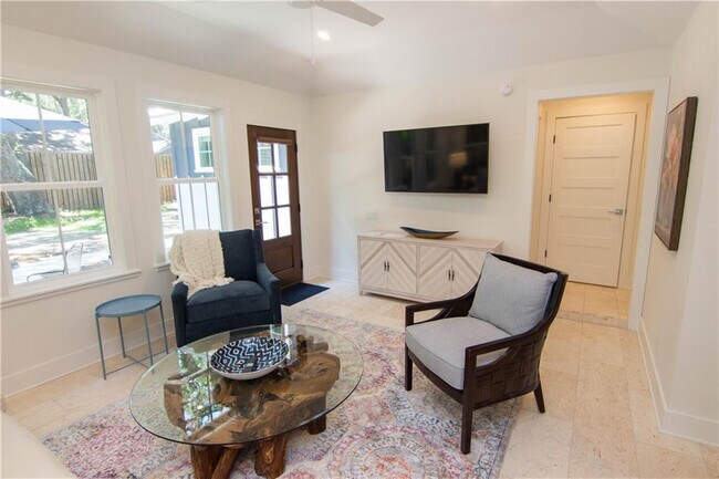 Building Photo - 112 Fish Fever Ln