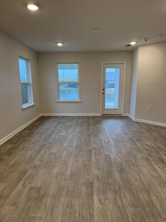 Building Photo - 125 Red Bay Rd