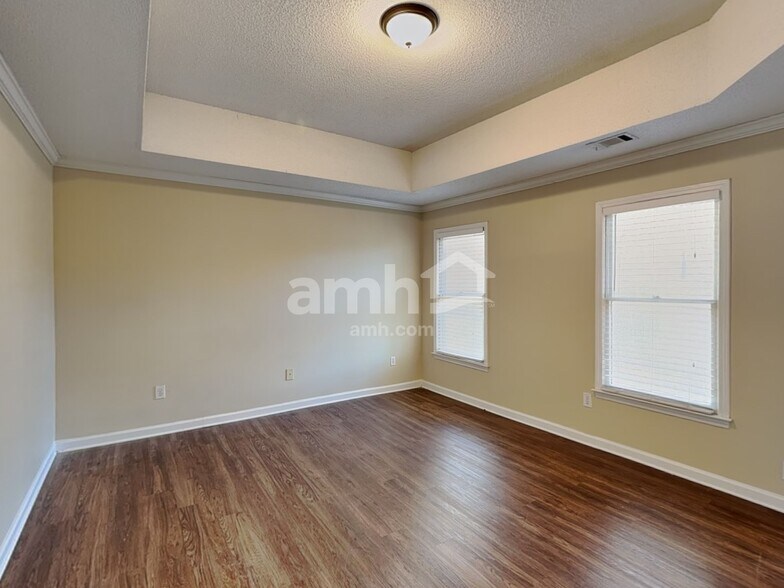 Building Photo - 1501 Jade Cove Dr