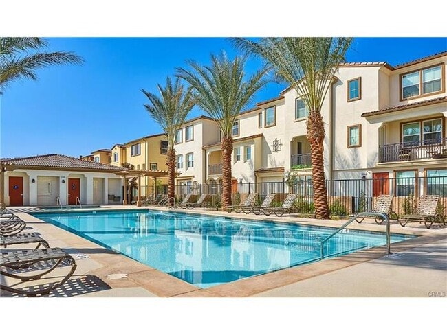 Building Photo - Newer Townhouse for lease in Eastvale.