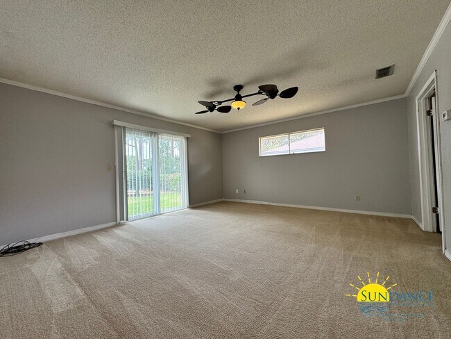 Building Photo - Stunning 3 Bedroom Home in Shalimar with In-ground Pool!