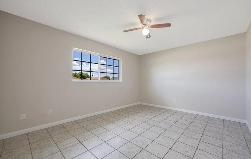 Building Photo - 628 SE 13th St