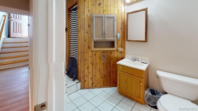 Building Photo - 511 Freeman Ave