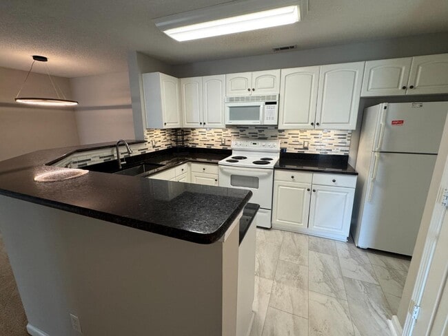 Building Photo - 100 Kensington Blvd