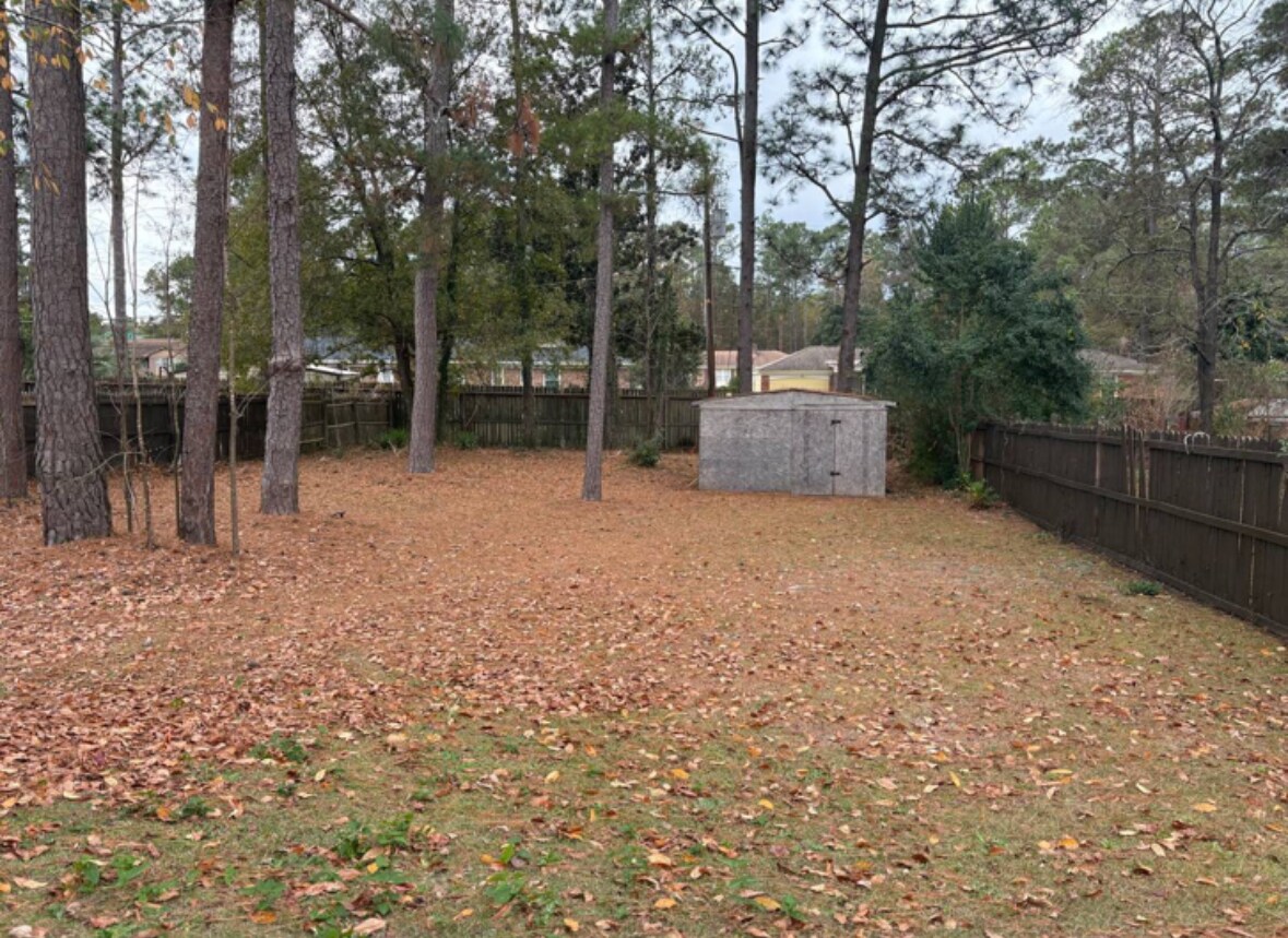 Building Photo - 1605 Willowby St