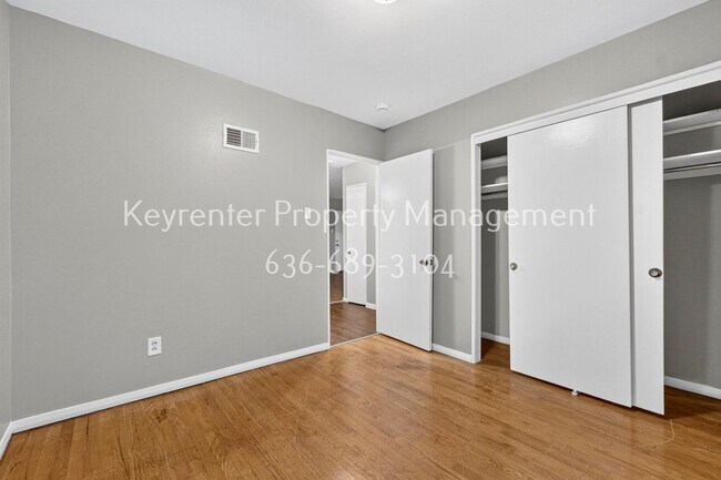 Building Photo - 7405 Olian Dr