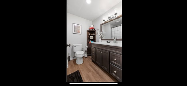 Building Photo - 746 Hemlock Ct