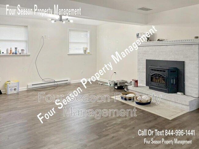 Building Photo - 10113 Mar Rock Dr