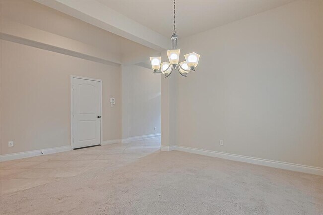 Building Photo - 10623 Davlee Ln