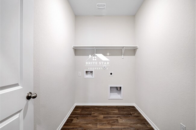 Building Photo - 5214 Scoria Trl