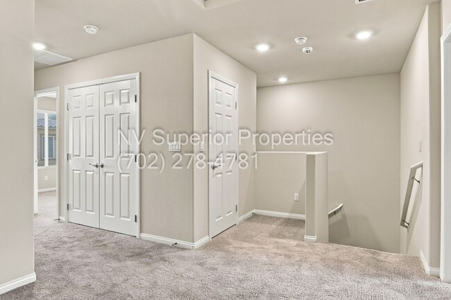 Building Photo - 7204 Sunray Point St