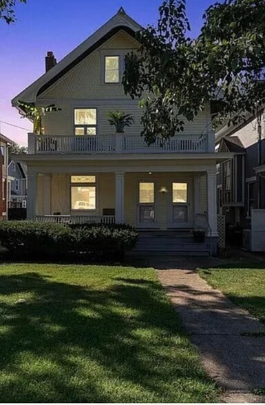 Building Photo - 2885 Erie Ave