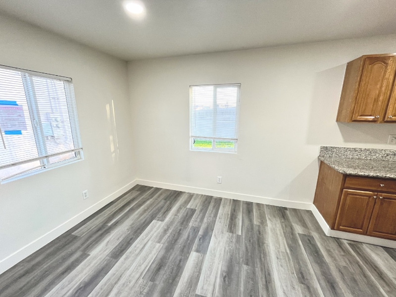 Building Photo - 1610 N H St