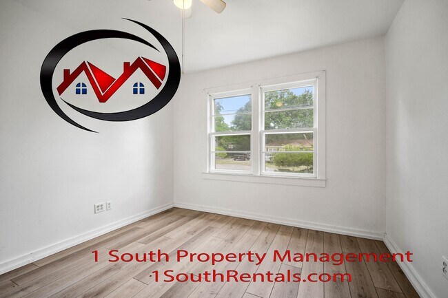 Building Photo - 7055 Langdon Dr