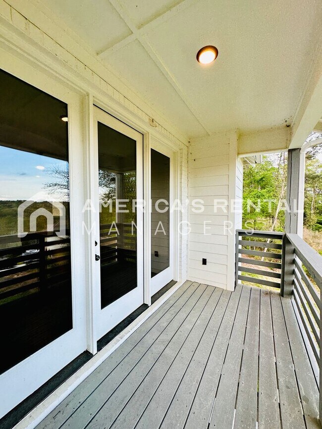 Building Photo - Home for Rent in Vestavia Hills!!! Available to View with a 48-hour notice!